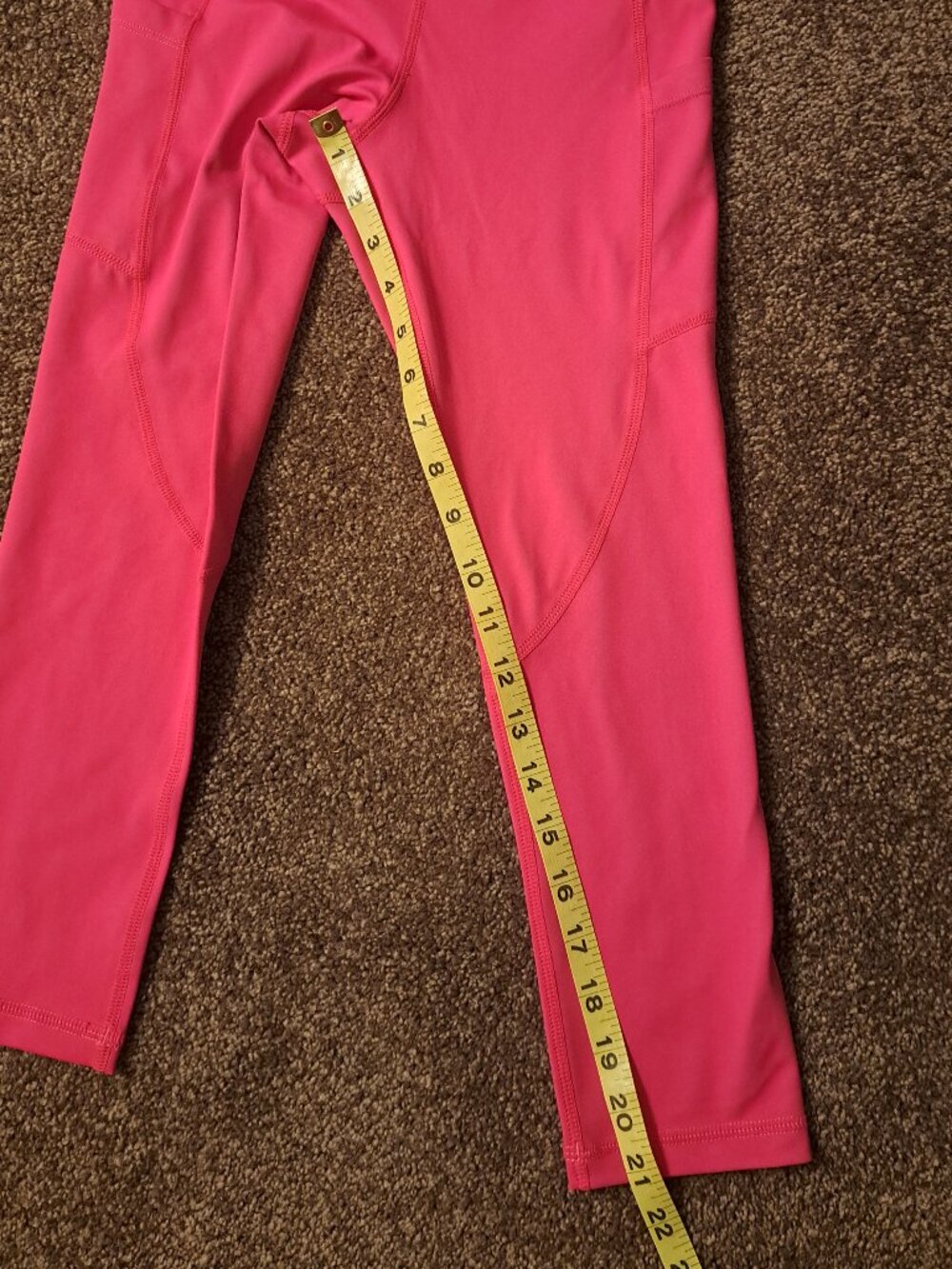 Zyia Active Bright Pink"Light N Tight" cropped legging with side pockets. - Picture 7 of 8